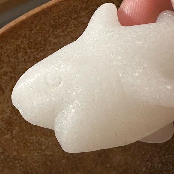 Great White Shark Crystal - Picture 1 of 6